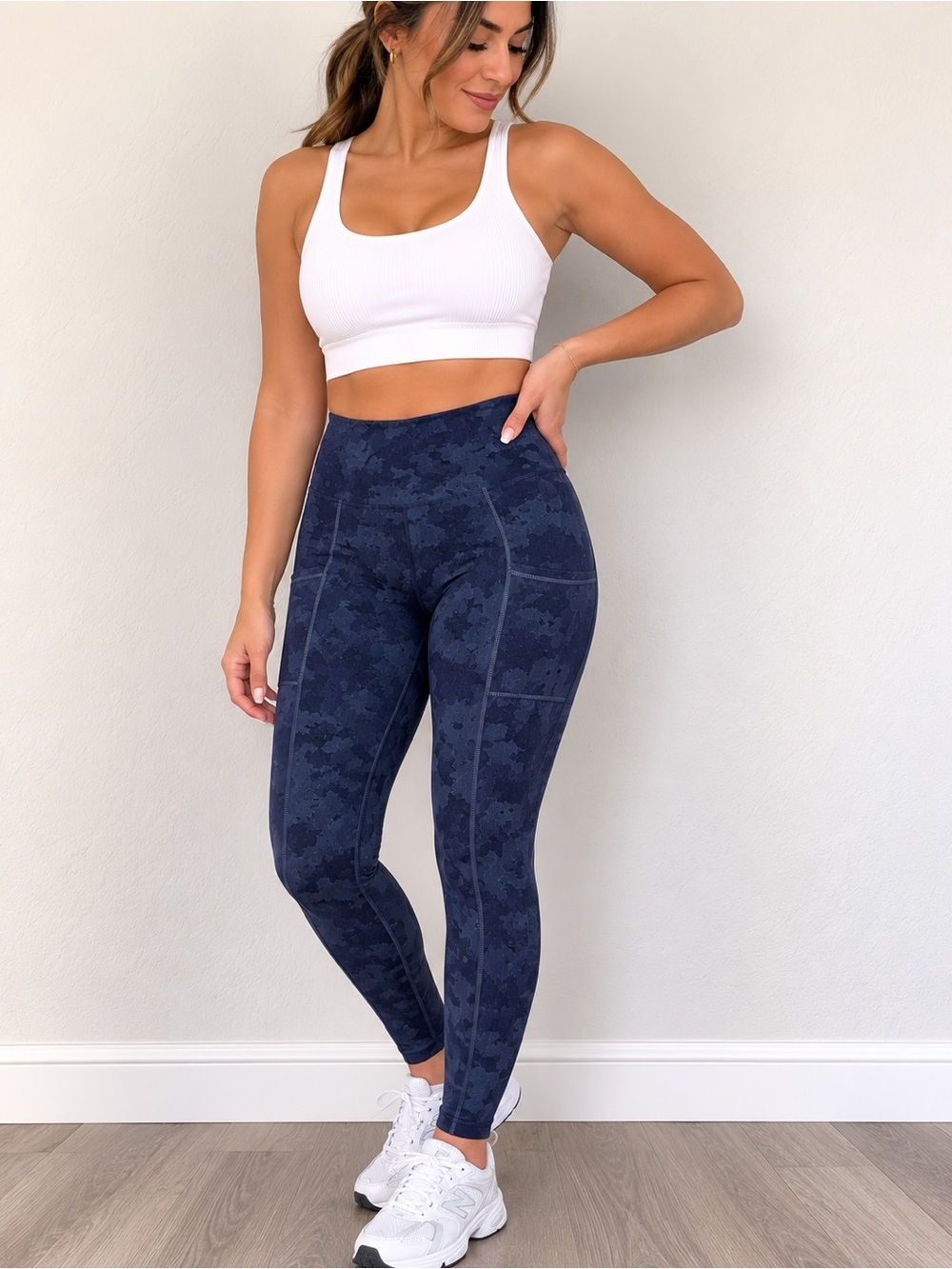 Tuff Athletics Navy Camo High-Rise Leggings size small